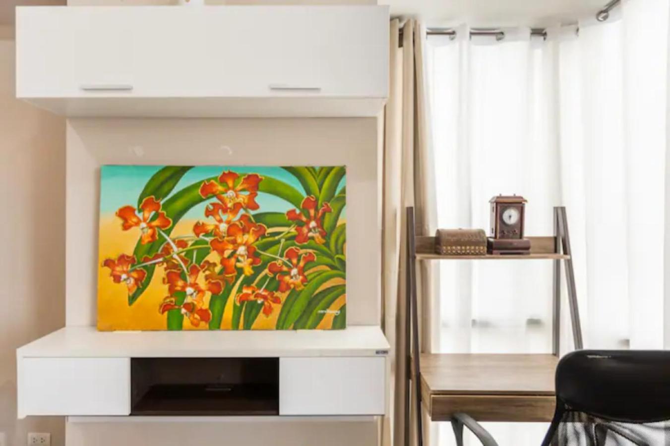 Great View With Balcony In Araneta Center Apartment Manila Exterior photo